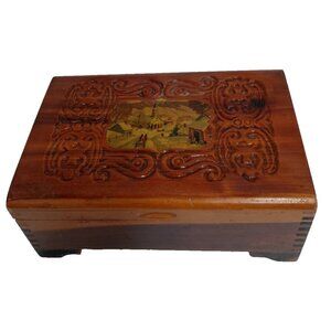 Vintage Hand Carved Wooden Winter Seine Keepsake Jewelry Trinket Box Hinged Lid